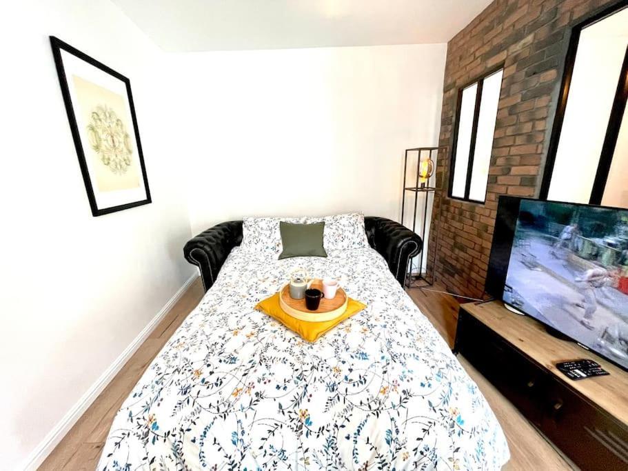 Le Charly - Magnifique Appartement Hypercentre Pau Dış mekan fotoğraf