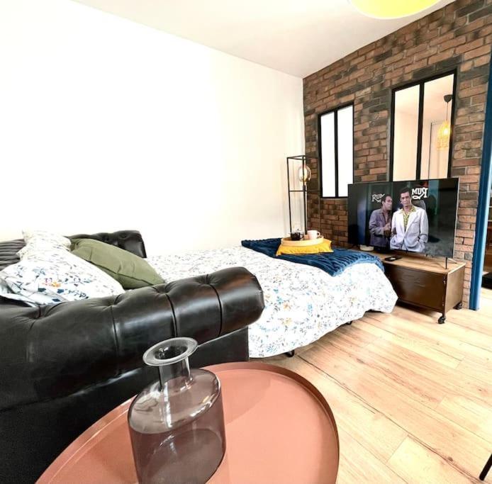 Le Charly - Magnifique Appartement Hypercentre Pau Dış mekan fotoğraf